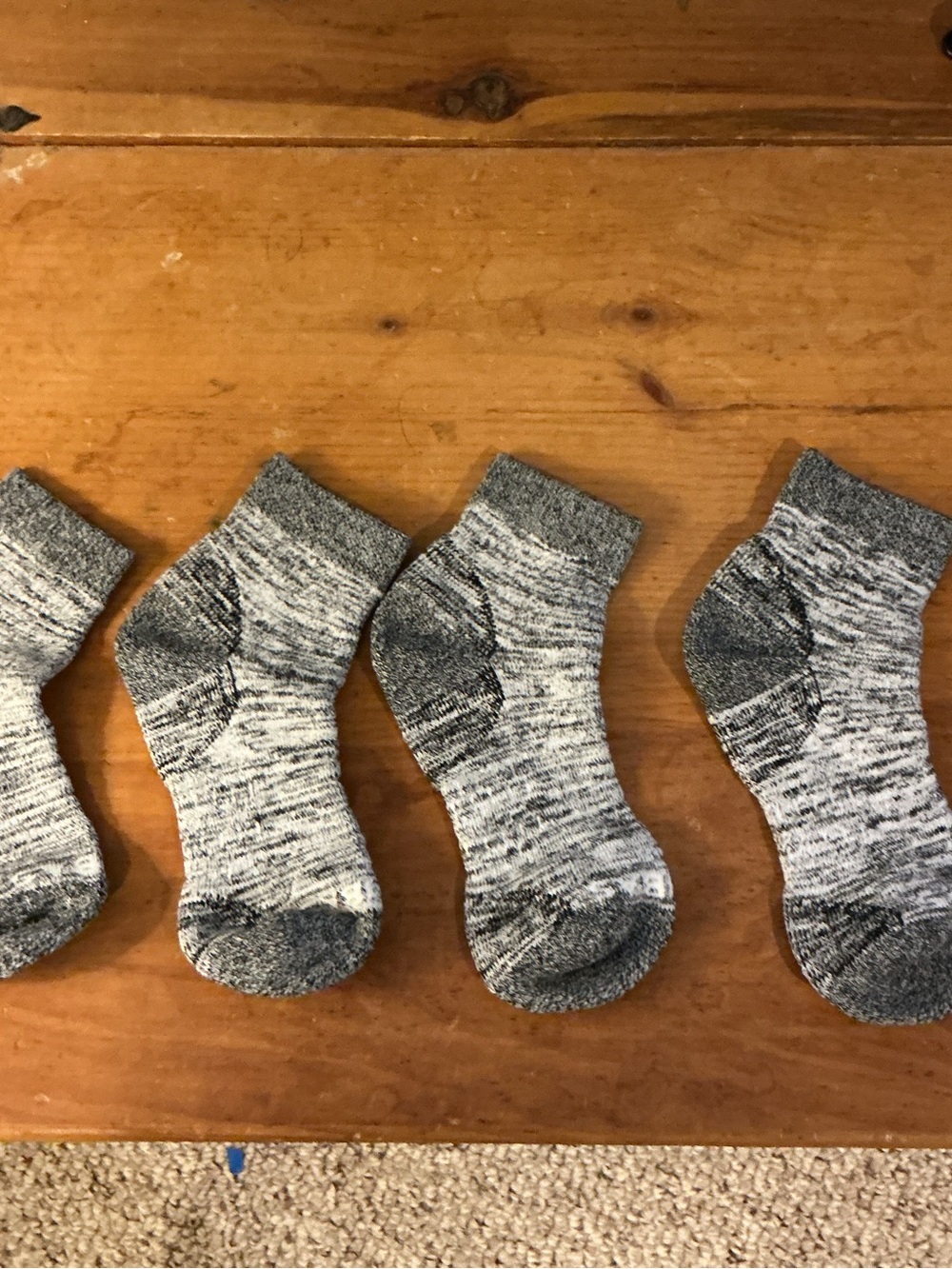 Bombas hex tec blend with wool small socks size small 2 pairs low cut socks